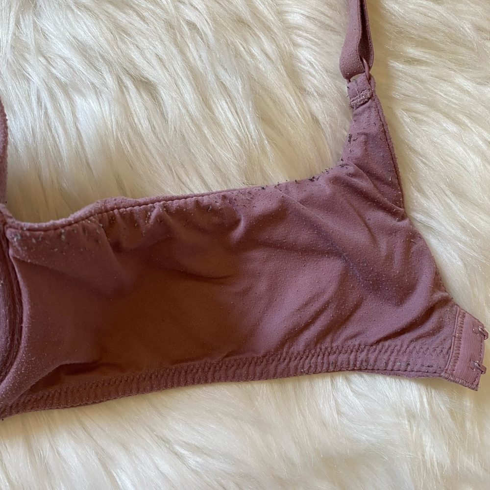 Two 36D Bras - Picture 8 of 13